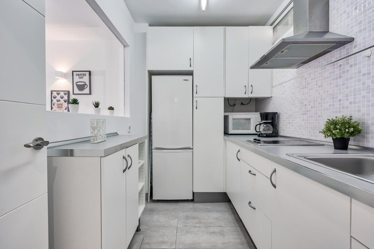 Sur Suites Perla 6 Фуэнхирола Экстерьер фото