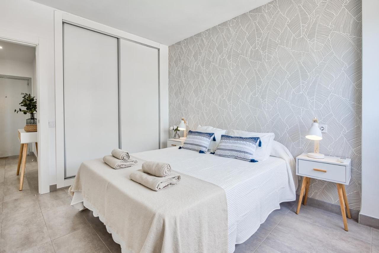 Sur Suites Perla 6 Фуэнхирола Экстерьер фото