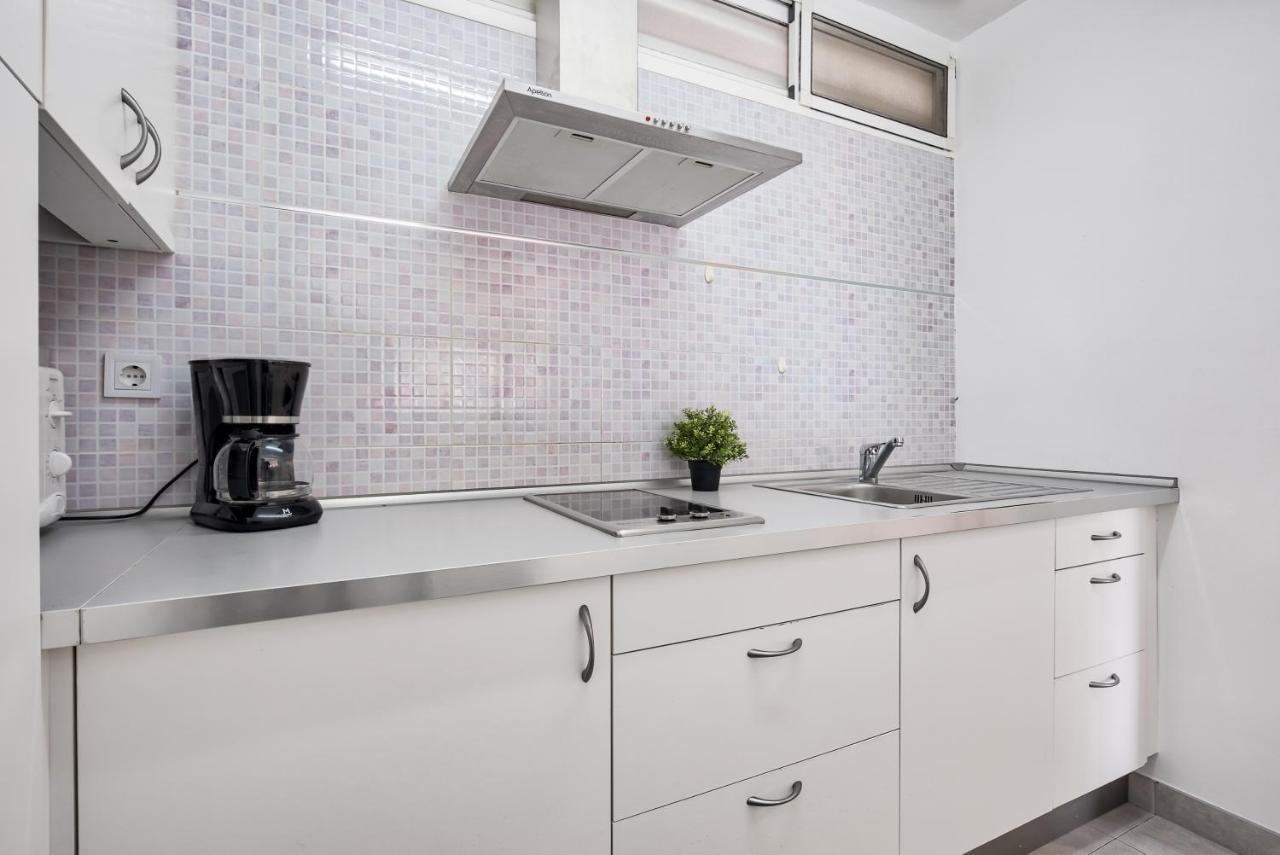 Sur Suites Perla 6 Фуэнхирола Экстерьер фото